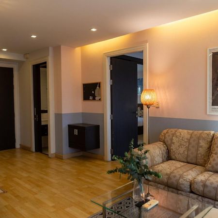 Go Inn Thonglor 23 โกอินน์ ทองหล่อ 23 X Бангкок Экстерьер фото