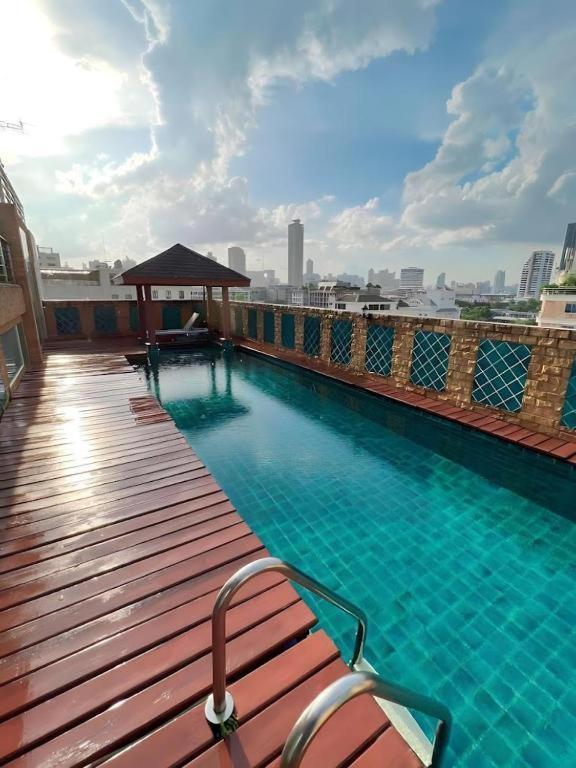 Go Inn Thonglor 23 โกอินน์ ทองหล่อ 23 X Бангкок Экстерьер фото