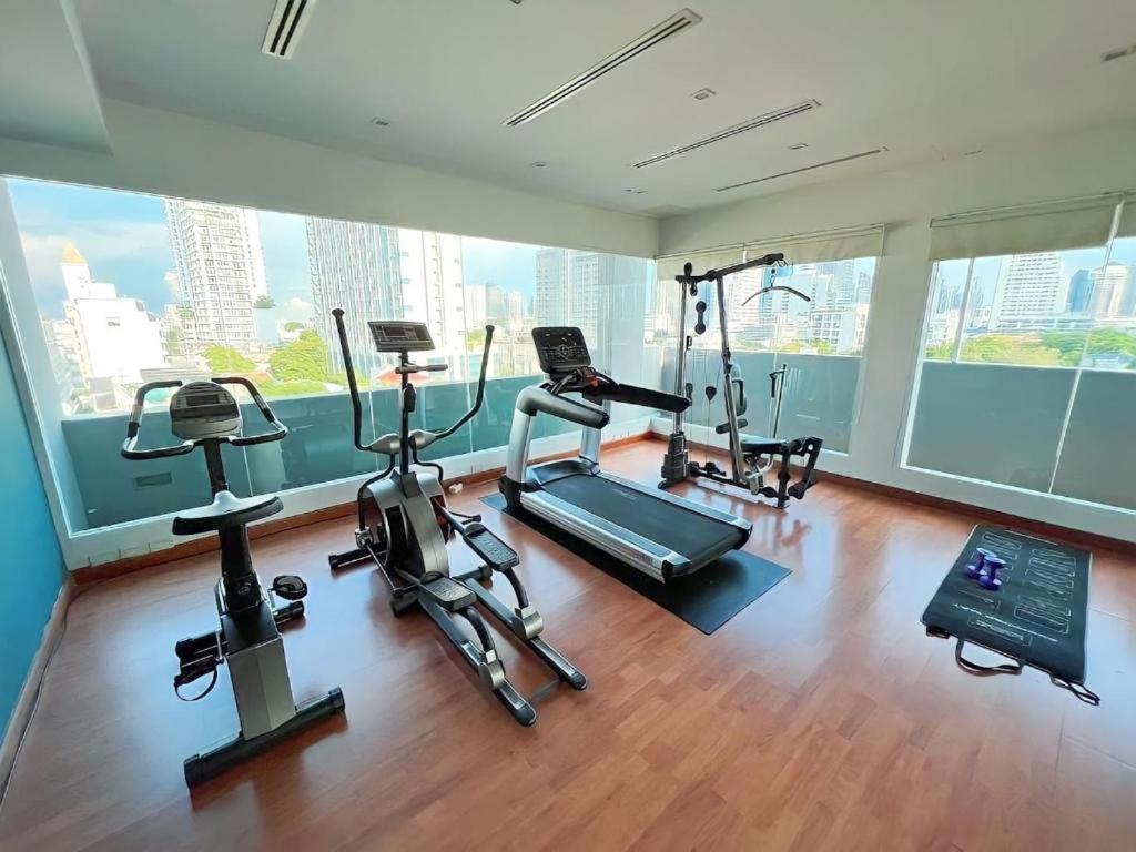 Go Inn Thonglor 23 โกอินน์ ทองหล่อ 23 X Бангкок Экстерьер фото