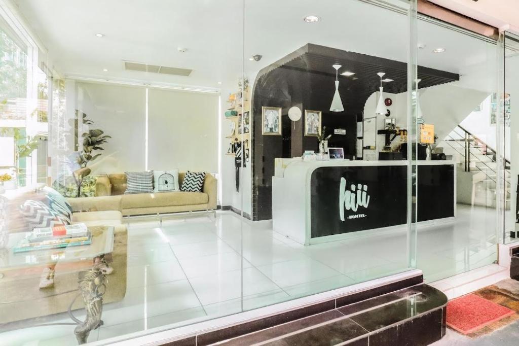 Go Inn Thonglor 23 โกอินน์ ทองหล่อ 23 X Бангкок Экстерьер фото