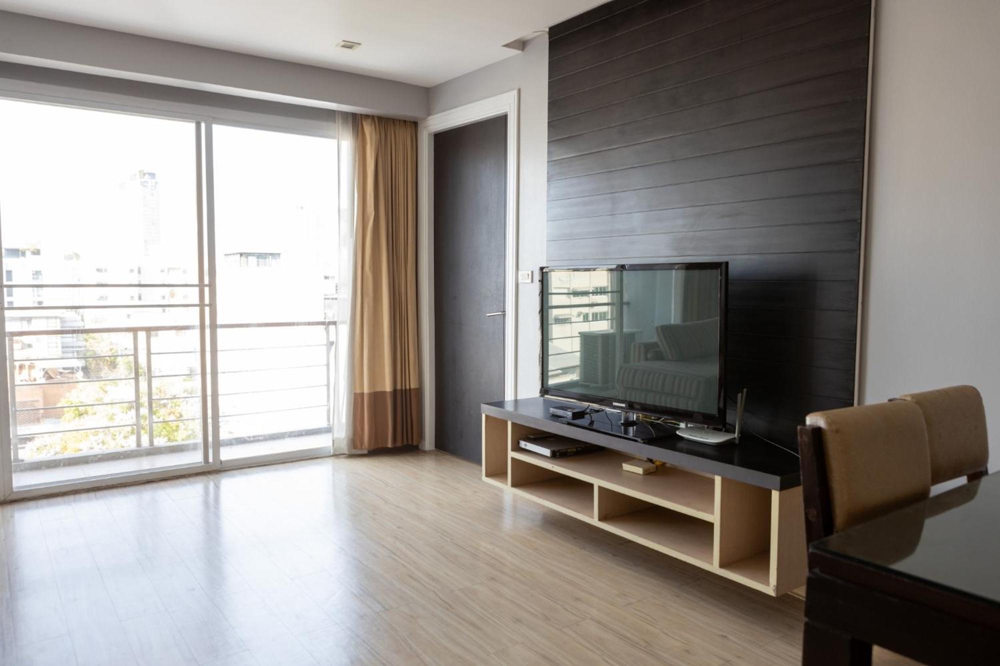 Go Inn Thonglor 23 โกอินน์ ทองหล่อ 23 X Бангкок Экстерьер фото